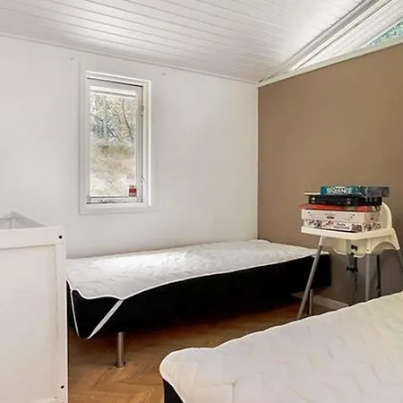10 Person In Hadsund-by Traum *
